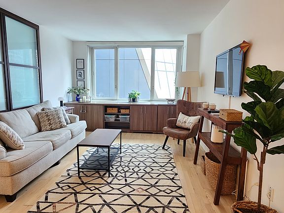 2nd image of 322 W 57th St APT 22R