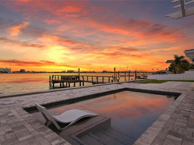 7060 S Shore Dr S, South Pasadena, FL, 33707