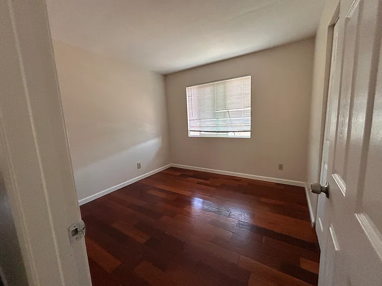 Secondary bedroom 2