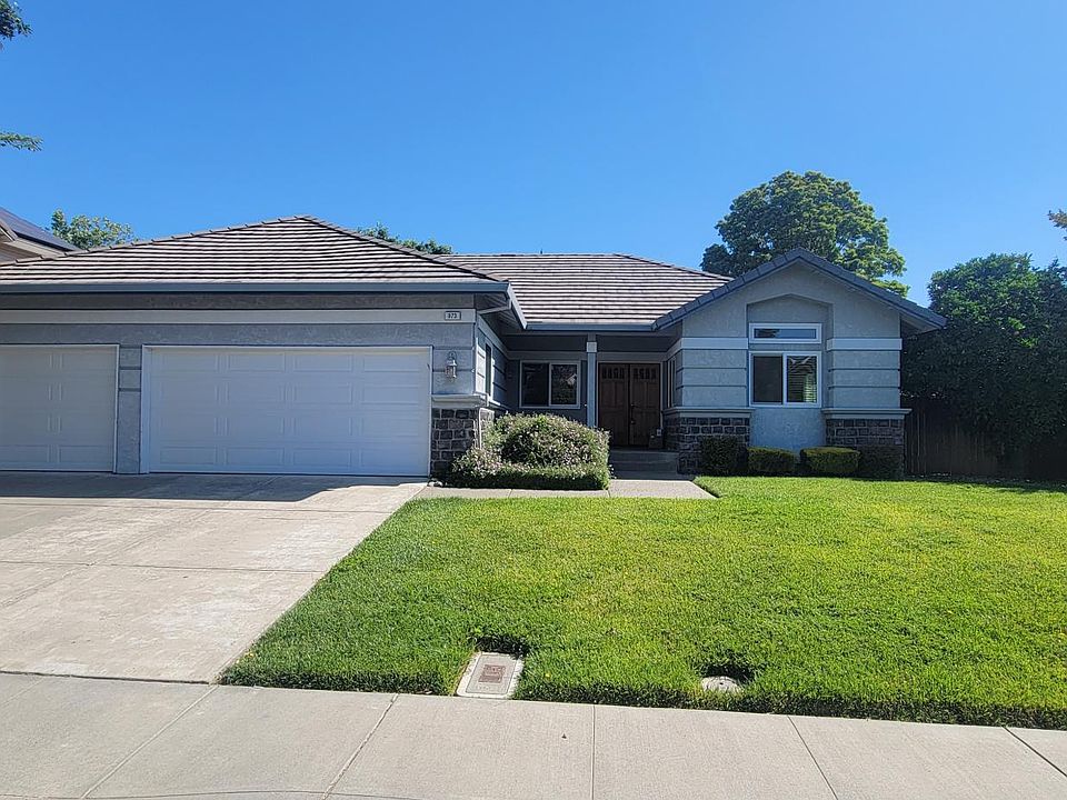 1st image of 973 Cedar Brook Ln