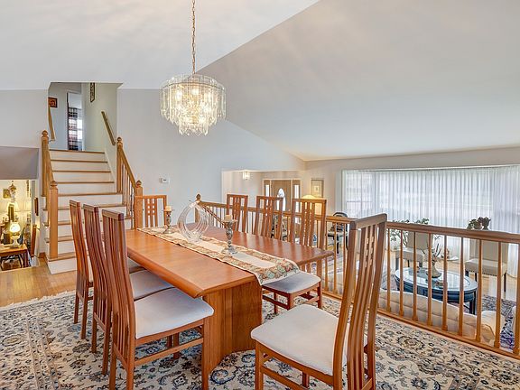 5th image of 1652 Longvalley Dr
