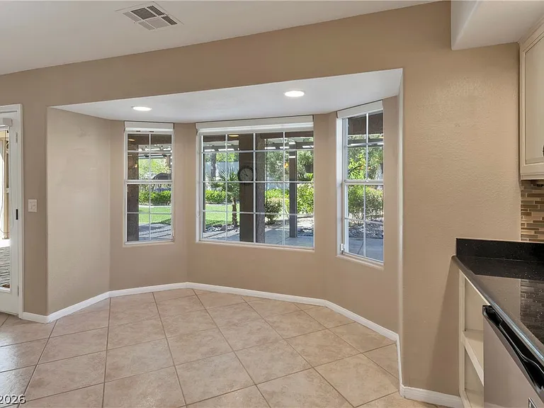5205 Sandy Cactus Ln — Photo 12