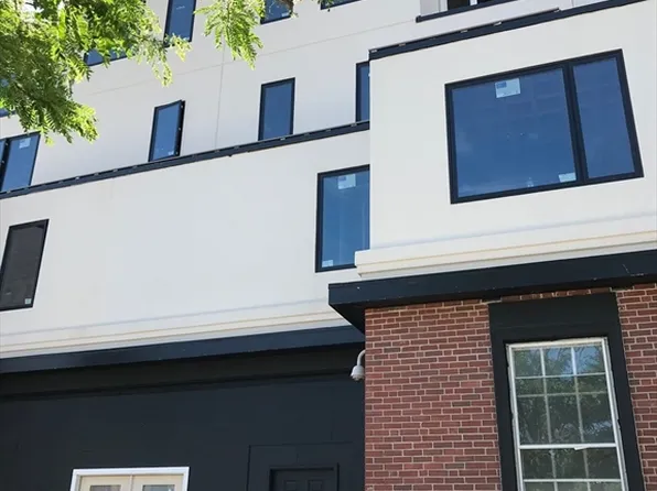 979 Main St #3, Walpole, MA 02081