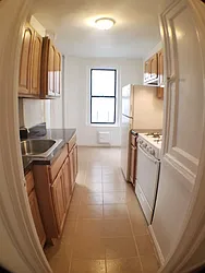 Rented by Roberto Guilbet, LREB