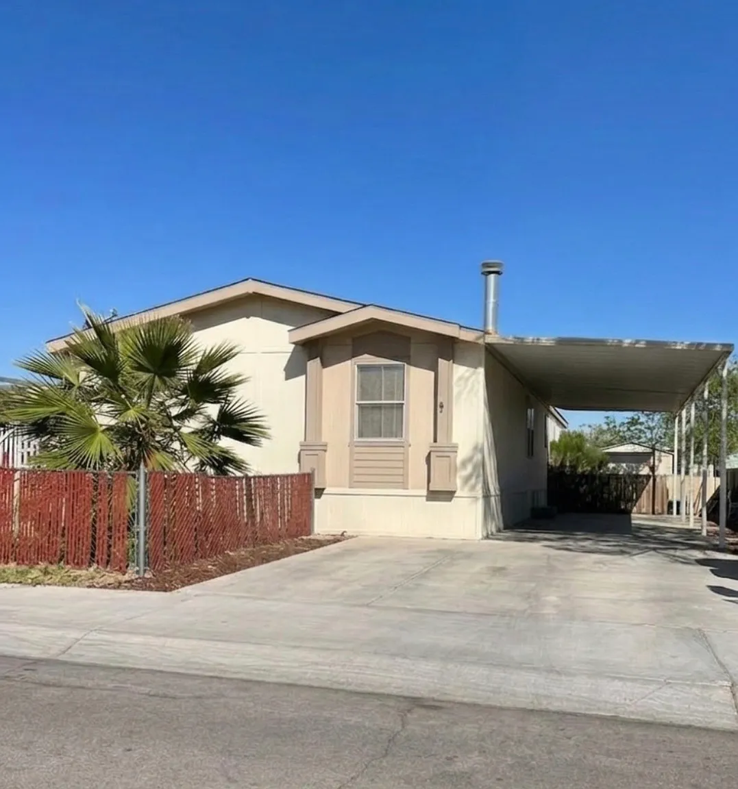 4 bed, 1782 sqft, $2,000 — Photo 1