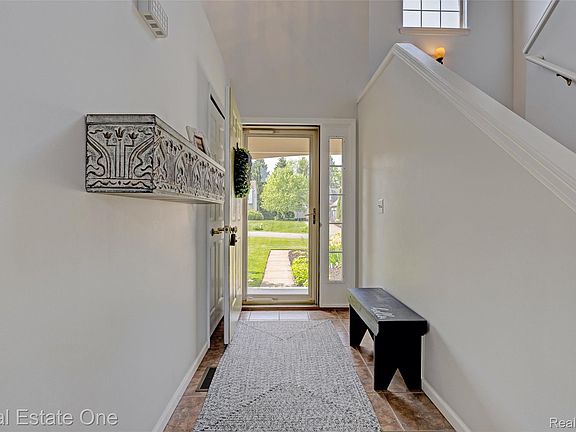 4th image of 2338 Malena Ln
