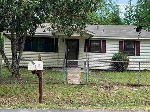 2nd image of 2406 N Saracen Ave
