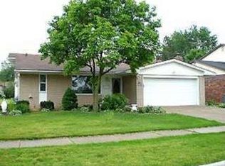 19255 Coachwood Rd, Riverview, MI 48193