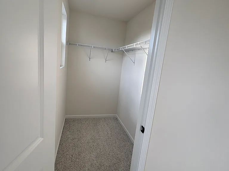 24434 W Alexis Ln — Photo 7