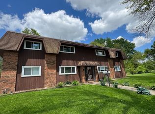2107 Lexington, Springfield, IL 62704