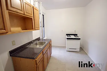 Rented by Link NY Realty