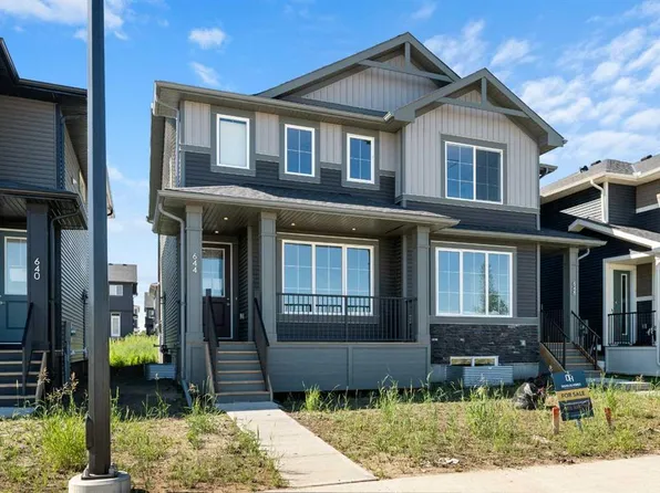 644 N Sora Blvd SE, Calgary, AB T3S 0L7