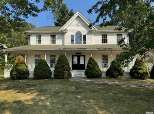 102 W North St, Ina, IL 62846