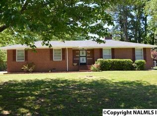 506 Everett Dr SW, Decatur, AL 35601