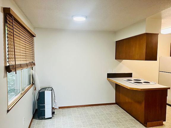 5th image of 1515 NW 28th Ave APT 21