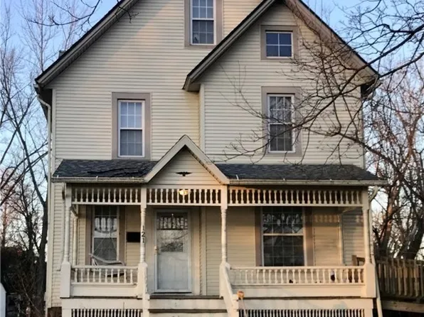121 Dickson St, Wellington, OH 44090