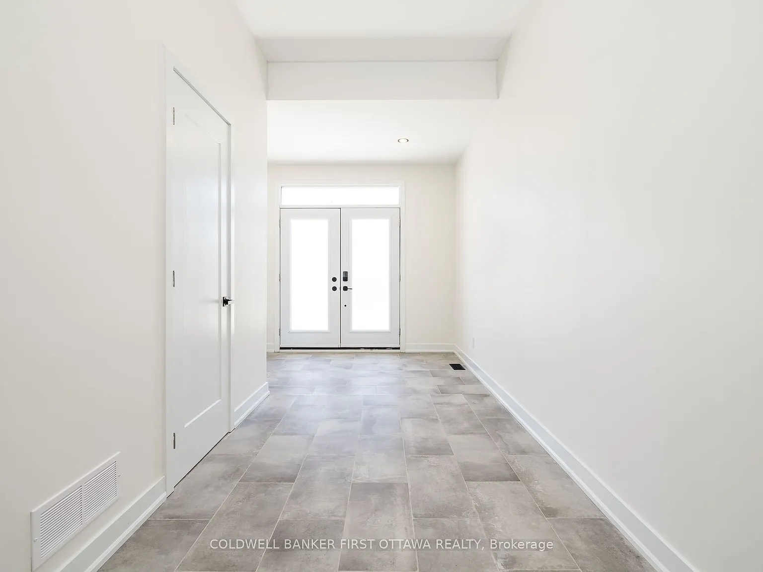 6 bed, $4,000 — Photo 3