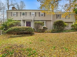 44 Putnam Rd, New Canaan, CT 06840