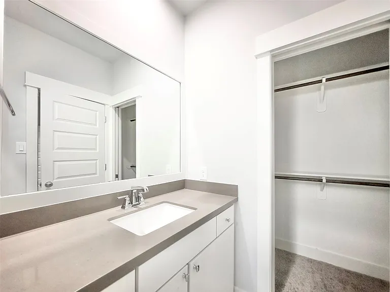 1602 Westside Gardens Ln — Photo 19