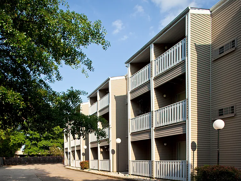 Almondtree Apartments — Photo 26