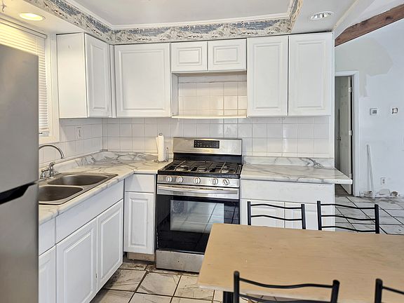 4th image of 21643 W Cedar Ave