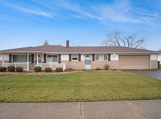 121 S Holiday Dr, South Bend, IN