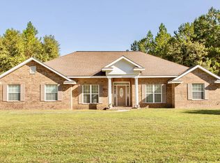 111 Howard Ln, Waycross, GA 31503