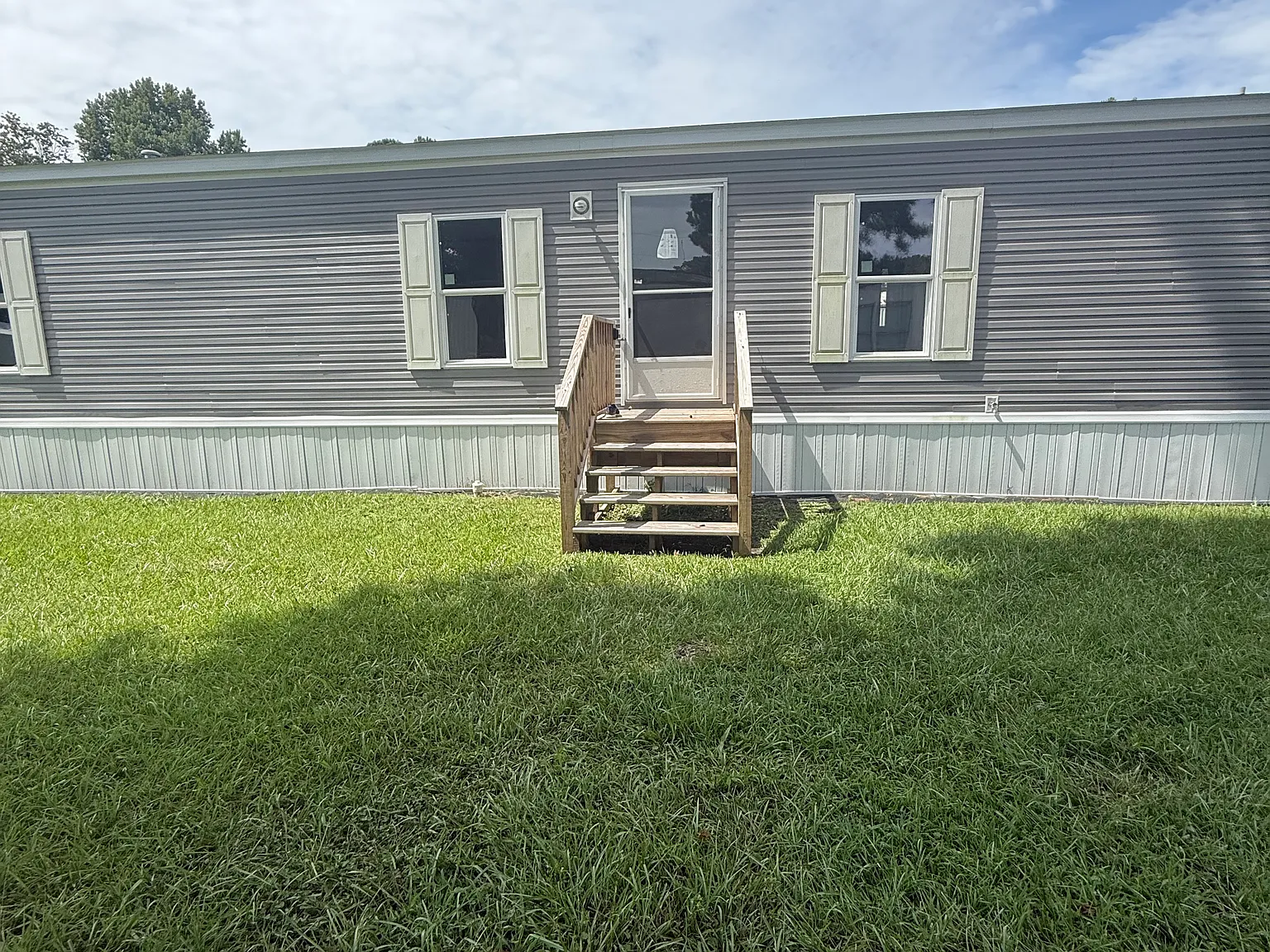 3 bed, $1,100 — Photo 3