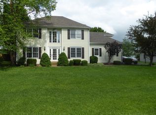 2522 Forest Dr, Madison, IN 47250