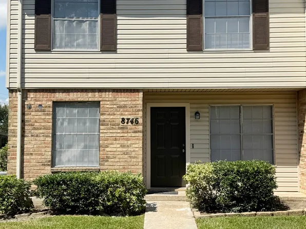 8746 Glen Meadow Ln, Beaumont, TX 77706
