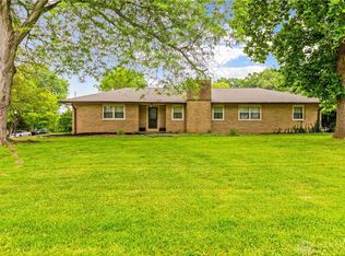 8684 Woodview Dr, Cincinnati, OH 45231