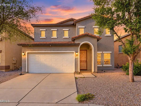 440 E SADDLE Way, San Tan Valley, AZ 85143