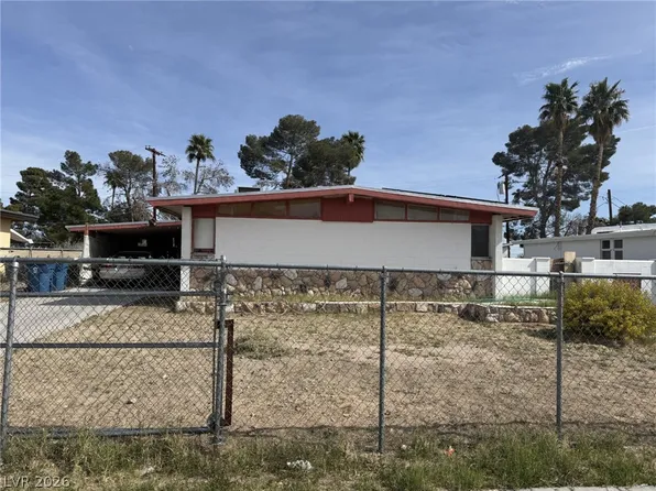 2301 Chapman Dr, Las Vegas, NV 89104