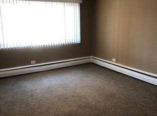 4215 W 95th St APT 2D, Oak Lawn, IL 60453