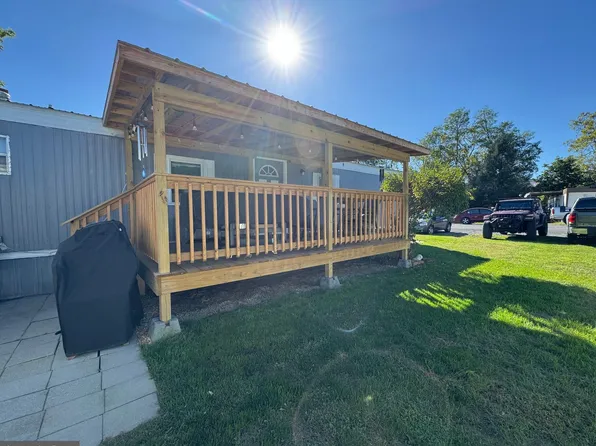 36 Hillside Ests, Mc Connellsburg, PA 17233