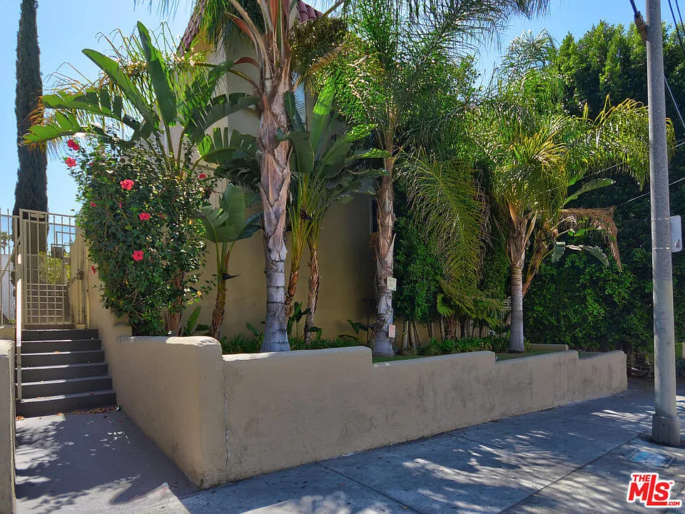 2 bed, 1.0 bath, $2,395 — Photo 1