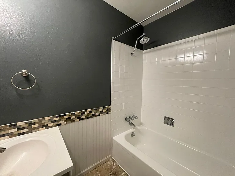620 S Oswego St — Photo 6