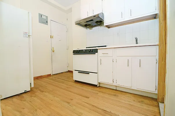 Rented by One Eleven Residential, Inc. | media 17