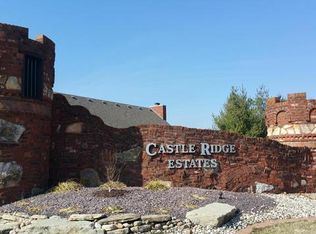 112 Yorkshire Ct, Troy, IL 62294