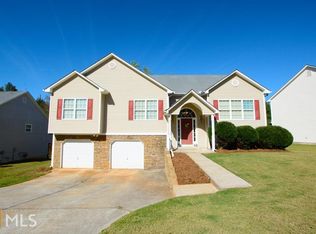 404 Clarion Dr, Carrollton, GA 30116