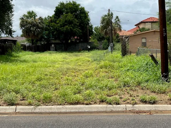 1704 Lane St, Laredo, TX 78043