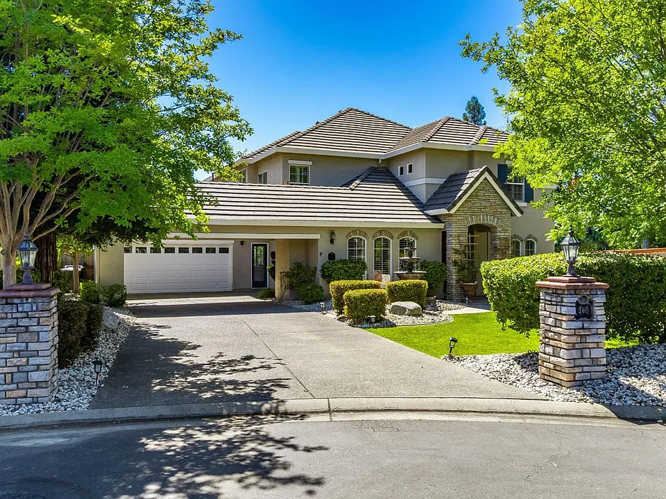 360 Allenwood Ct