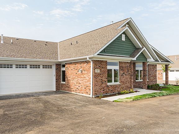 2nd image of 68 Briden Ln #68