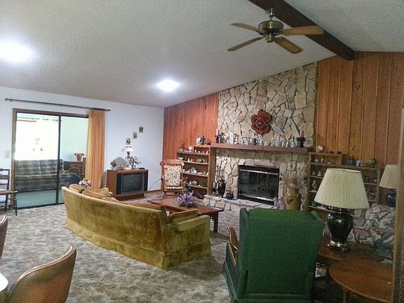 3rd image of 5309 Iroquois Ave