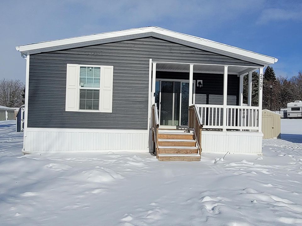 1st image of 2727 Polk Ct #32