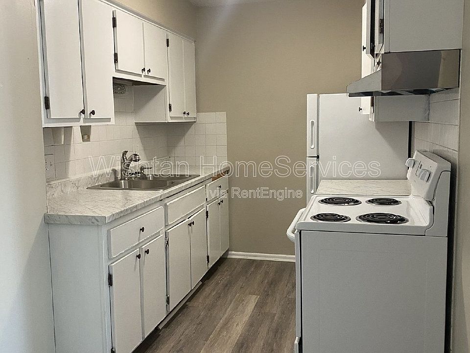 1st image of 217 Charleston Blvd #3