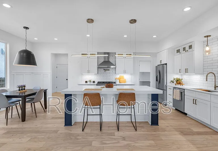 1225 Hoyt Ave — Photo 10