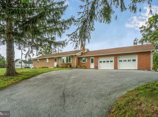 647 Alexander Spring Rd, Carlisle, PA 17015