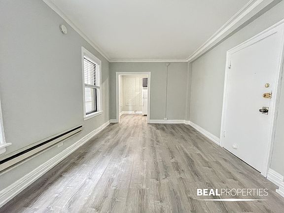2nd image of 1347 N Dearborn St #1347505