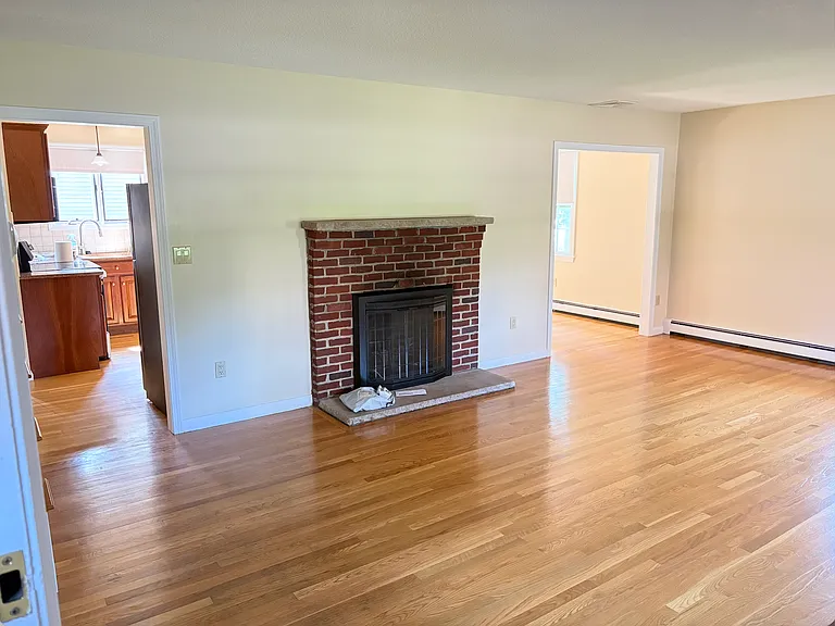 7 Oak St #5 — Photo 12